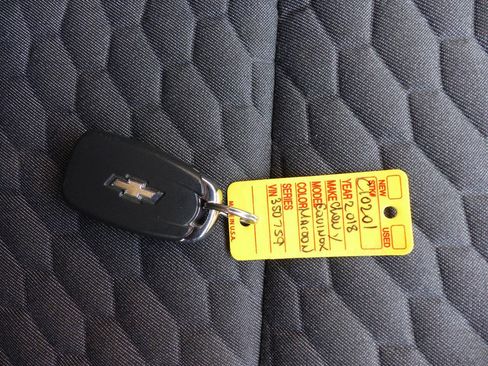 Used 2018 Chevrolet Equinox LT AWD/4WD image 43