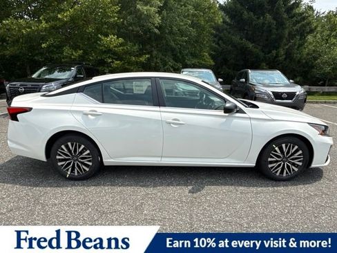 New 2026 Nissan Altima 2.5 SV FWD image 10