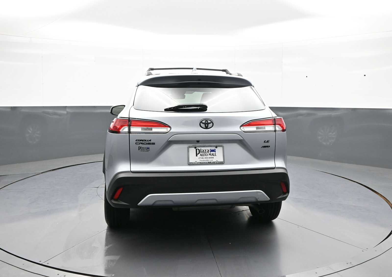 Certified 2024 Toyota Corolla Cross LE w/ Moonroof Package AWD/4WD image 6