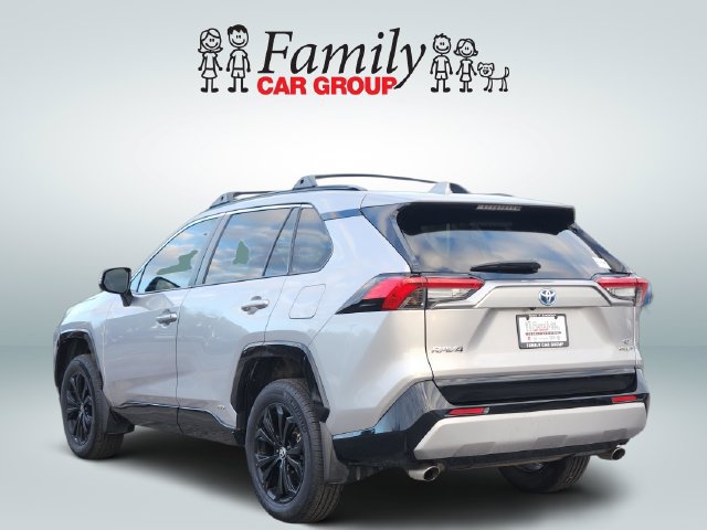 Used 2023 Toyota RAV4 SE AWD/4WD image 3