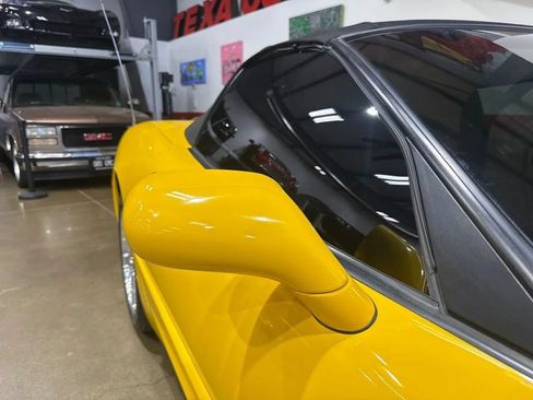 Used 2003 Chevrolet Corvette Convertible w/ Preferred Equipment Group1 RWD image 68