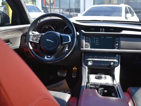 Used 2017 Jaguar XF S image 2
