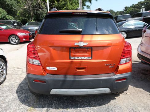 Used 2016 Chevrolet Trax LT w/ LT Sun and Sound Package AWD/4WD image 7