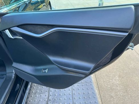 Used 2020 Tesla Model S Long Range Plus AWD/4WD image 18