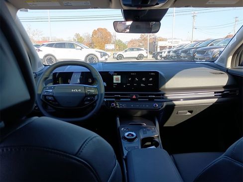 New 2026 Kia Sportage EX w/ EX Panoramic Sunroof Package image 10