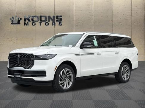 New 2026 Lincoln Navigator L Reserve AWD/4WD image 1
