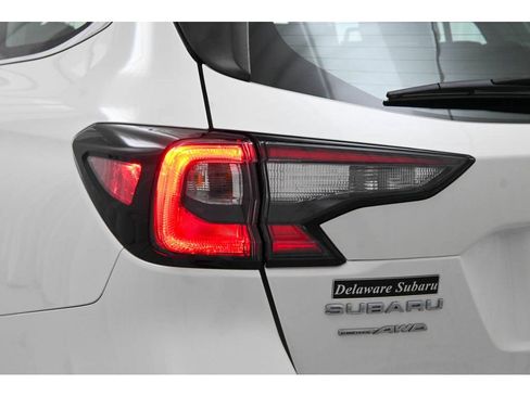 Used 2024 Subaru Outback AWD/4WD image 25