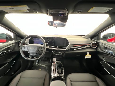 New 2026 Chevrolet Trax RS w/ Driver Confidence Package FWD image 10