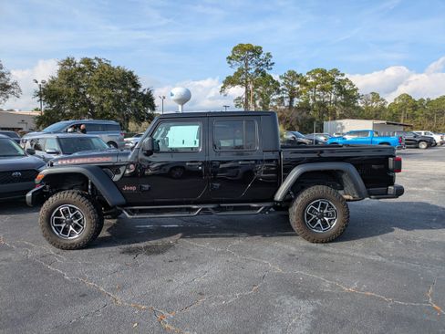 Used 2024 Jeep Gladiator Rubicon image 26