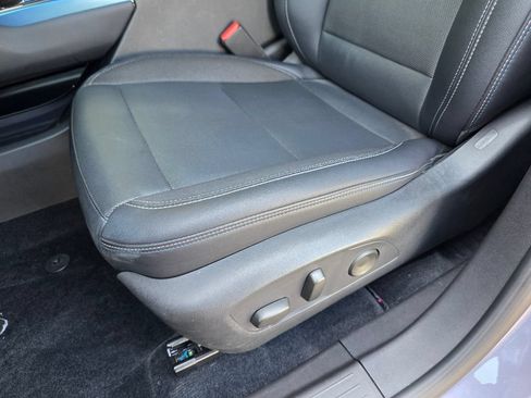 Certified 2024 Chevrolet Equinox EV LT w/ LPO, Blackout Package FWD image 12