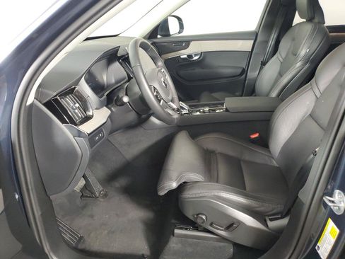 Used 2025 Volvo XC90 T8 Ultra w/ Protection Package Premier AWD/4WD image 21