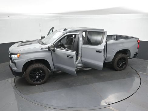 Used 2024 Chevrolet Silverado 1500 LT Trail Boss w/ Convenience Package II AWD/4WD image 50