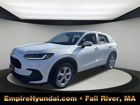 Used 2023 Honda HR-V LX image 1