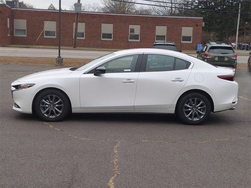 Certified 2025 MAZDA MAZDA3 s w/ Black Accent Package image 7