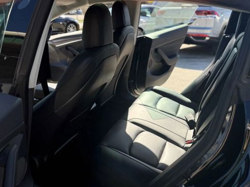 Used 2023 Tesla Model 3 Standard Range image 14