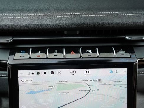 Used 2023 Jeep Grand Cherokee 4WD 4xe w/ Luxury Tech Group II image 32