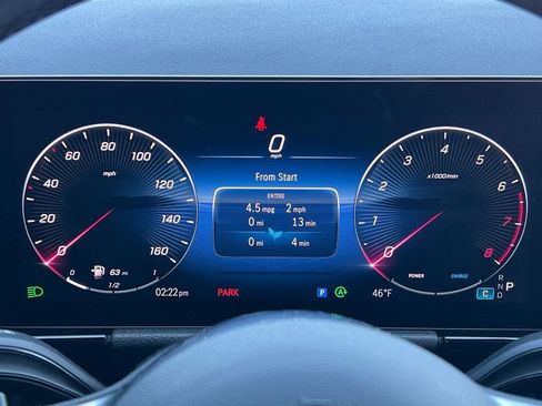 Used 2025 Mercedes-Benz GLA 250 4MATIC image 21