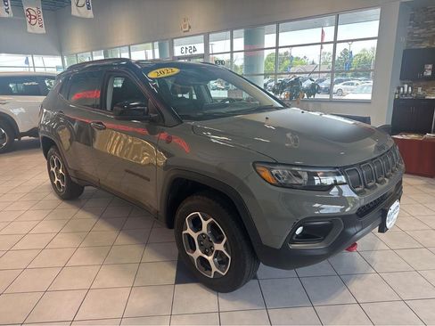 Used 2022 Jeep Compass Trailhawk AWD/4WD image 1