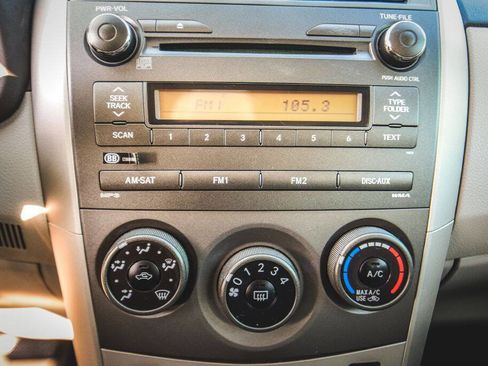 Used 2011 Toyota Corolla LE image 13