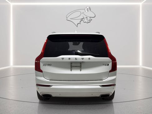 Used 2017 Volvo XC90 T6 Inscription w/ Vision Package AWD/4WD image 4