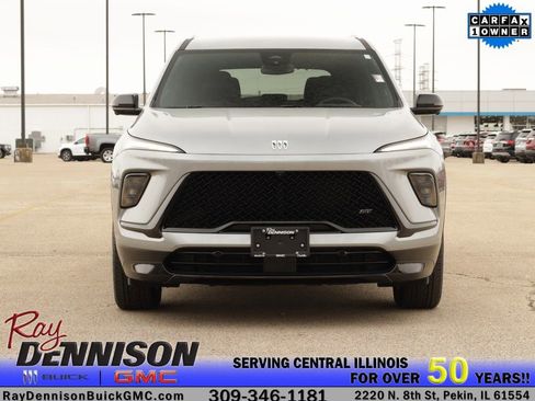 Used 2025 Buick Enclave Sport Touring image 2