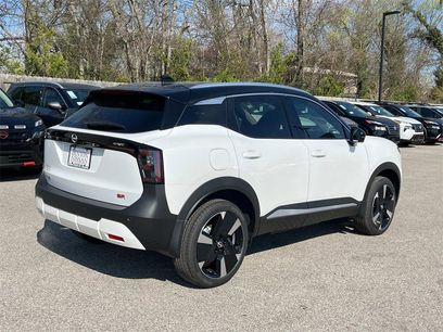 New 2025 Nissan Kicks SR