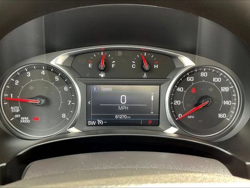 Used 2024 GMC Terrain SLE FWD image 17