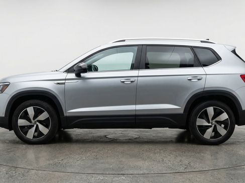 Used 2025 Volkswagen Taos S image 5