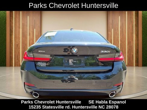 Used 2025 BMW 330i xDrive Sedan AWD/4WD image 30