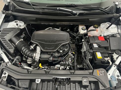 Used 2025 Cadillac XT5 Premium Luxury FWD image 24