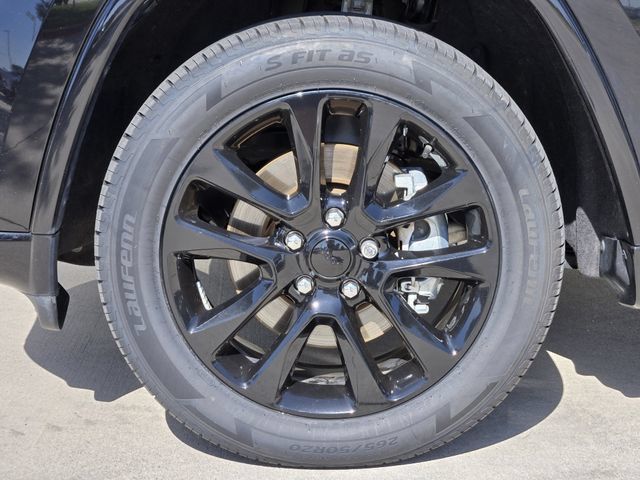 Certified 2021 Jeep Grand Cherokee Laredo X AWD/4WD image 14