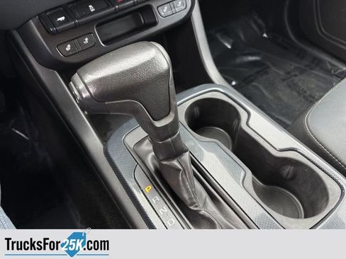 Used 2015 Chevrolet Colorado Z71 image 22