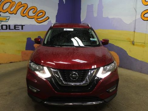 Used 2019 Nissan Rogue SV AWD/4WD image 3