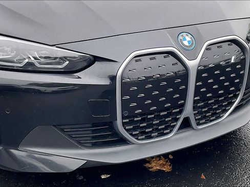 Used 2023 BMW i4 eDrive35 w/ Premium Package image 31