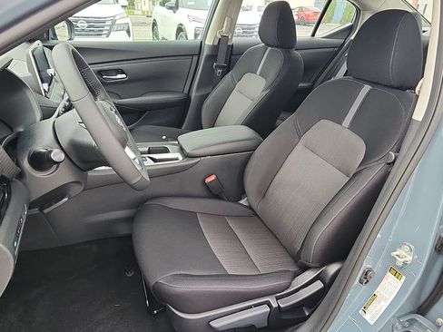 New 2025 Nissan Sentra SV image 10