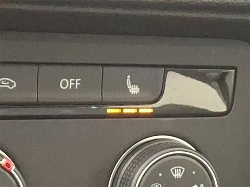 Used 2022 Volkswagen Taos SE w/ IQ.Drive SE Package image 23