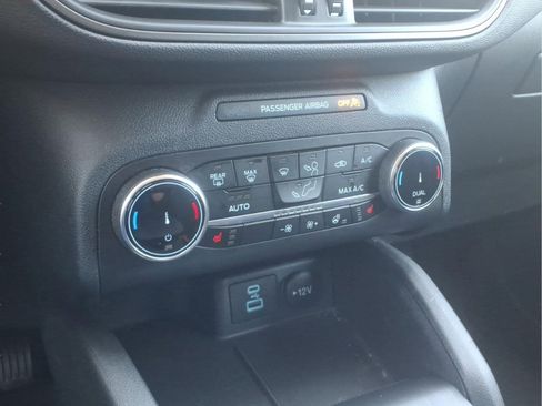 Used 2023 Ford Escape Active AWD/4WD image 15