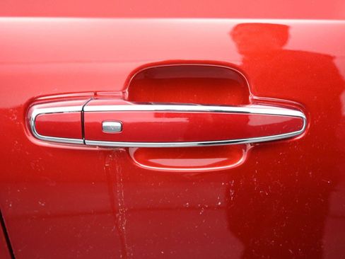 Used 2023 GMC Acadia Denali w/ Denali Technology Package image 7