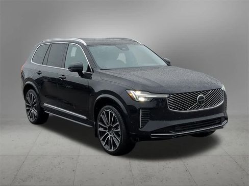 Certified 2026 Volvo XC90 B6 Plus w/ Protection Package Premier image 8