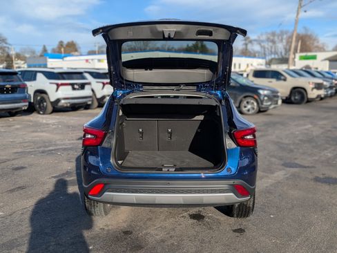 Certified 2024 Chevrolet Trax LT w/ Driver Confidence Package image 33