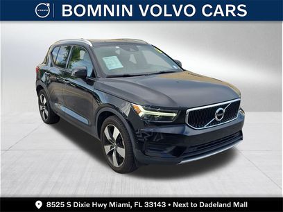 Used 2019 Volvo XC40 T5 Momentum