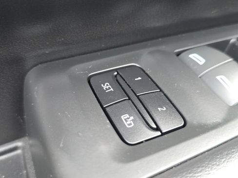 Used 2021 Chevrolet Tahoe Z71 AWD/4WD image 27