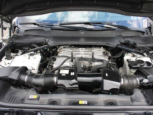 Used 2019 Land Rover Range Rover Sport SVR image 35