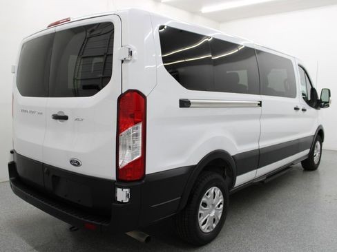 Used 2023 Ford Transit 350 XLT image 5