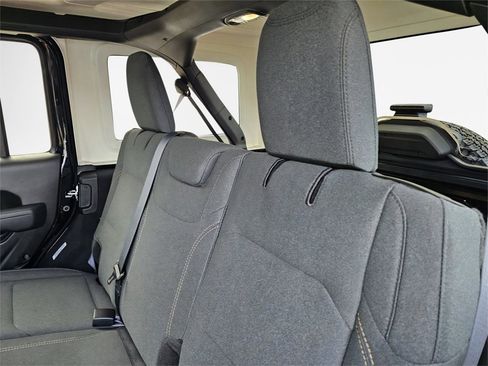 New 2025 Jeep Wrangler Sport S image 34