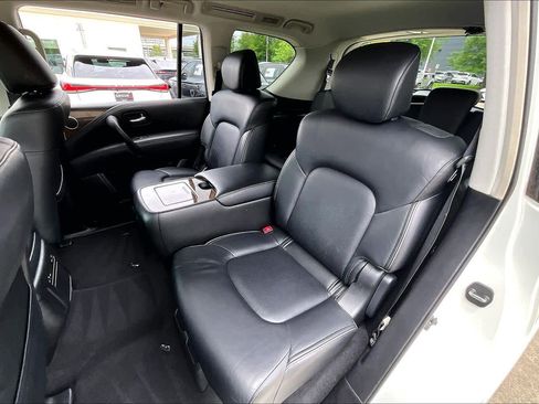 Used 2017 INFINITI QX80 2WD image 19