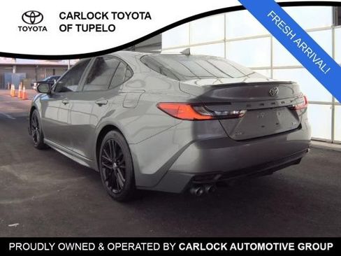 Used 2025 Toyota Camry SE w/ Convenience Package FWD image 5