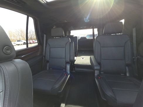 Certified 2021 GMC Yukon Denali image 25