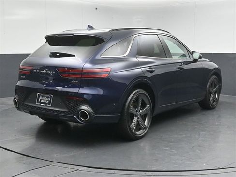 Used 2025 Genesis GV70 2.5T w/ Sport Prestige Package image 3