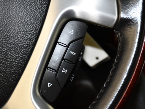 Used 2007 Cadillac Escalade AWD w/ Information Package image 22